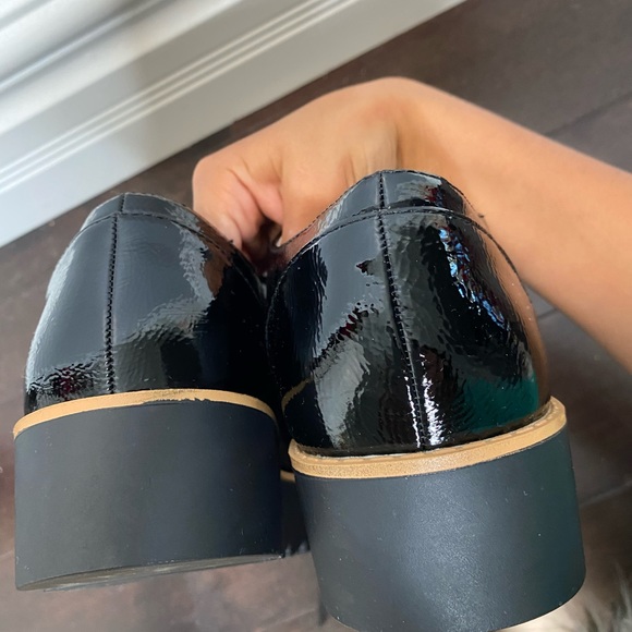 Chinese Laundry Black Vinyl Platform shoe - Picture 5 of 6